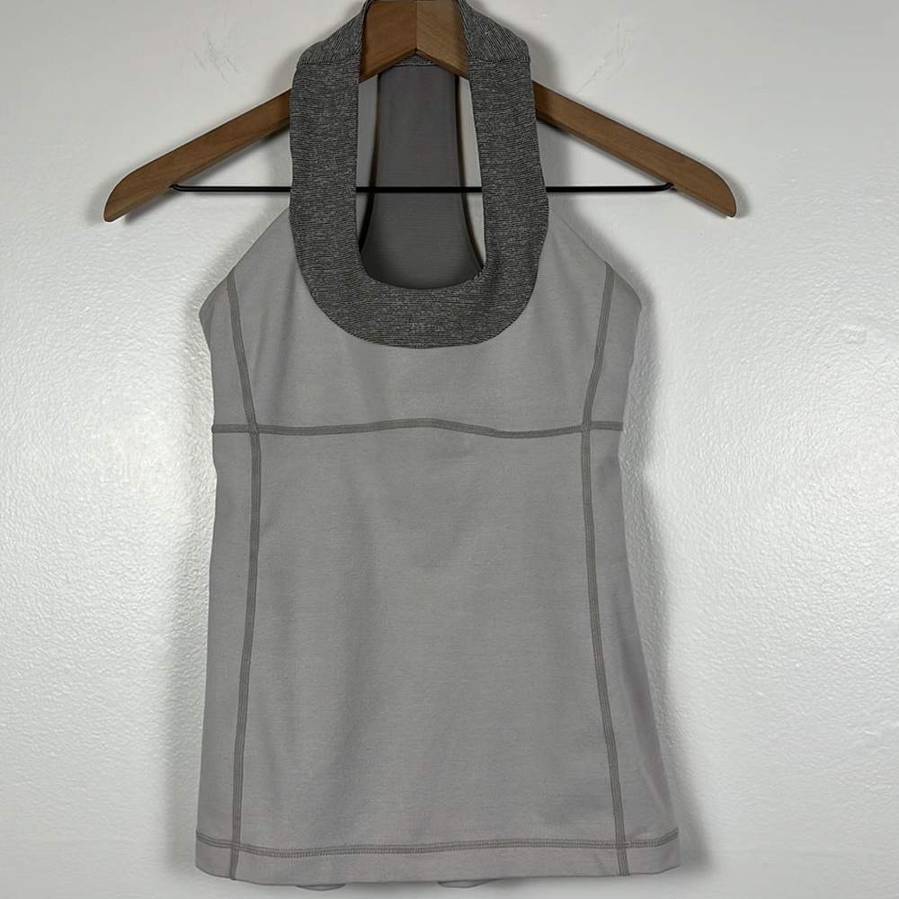 Lululemon Athletica Girls activewear size 16 light gray scoop neck tank